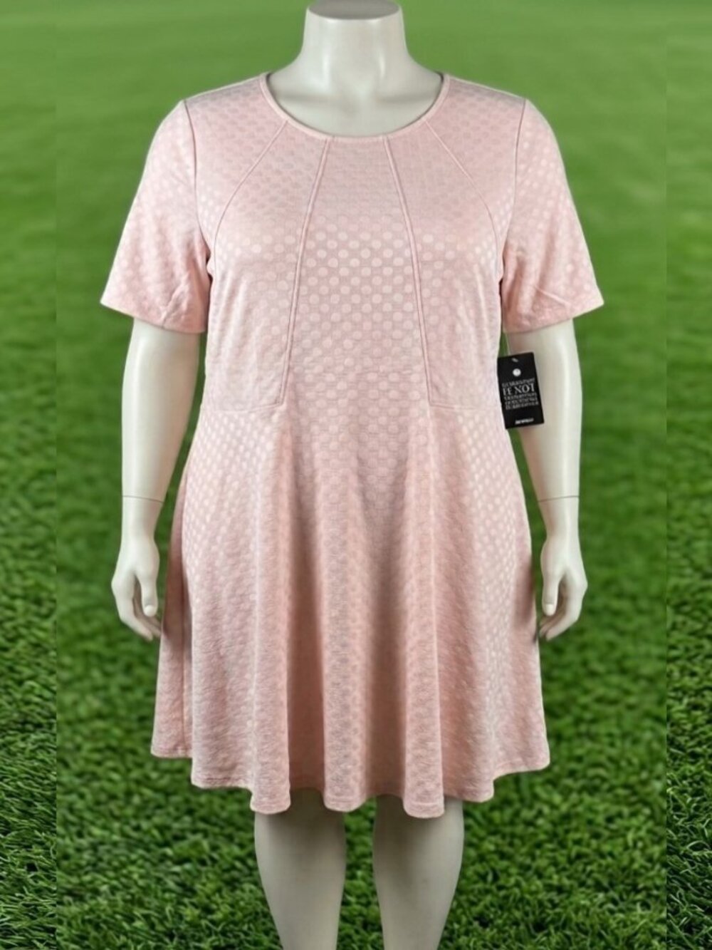 Avenue Plus Size 26/28 Pink Polka Dot Textured Knit flattering A-line Dress NWT
